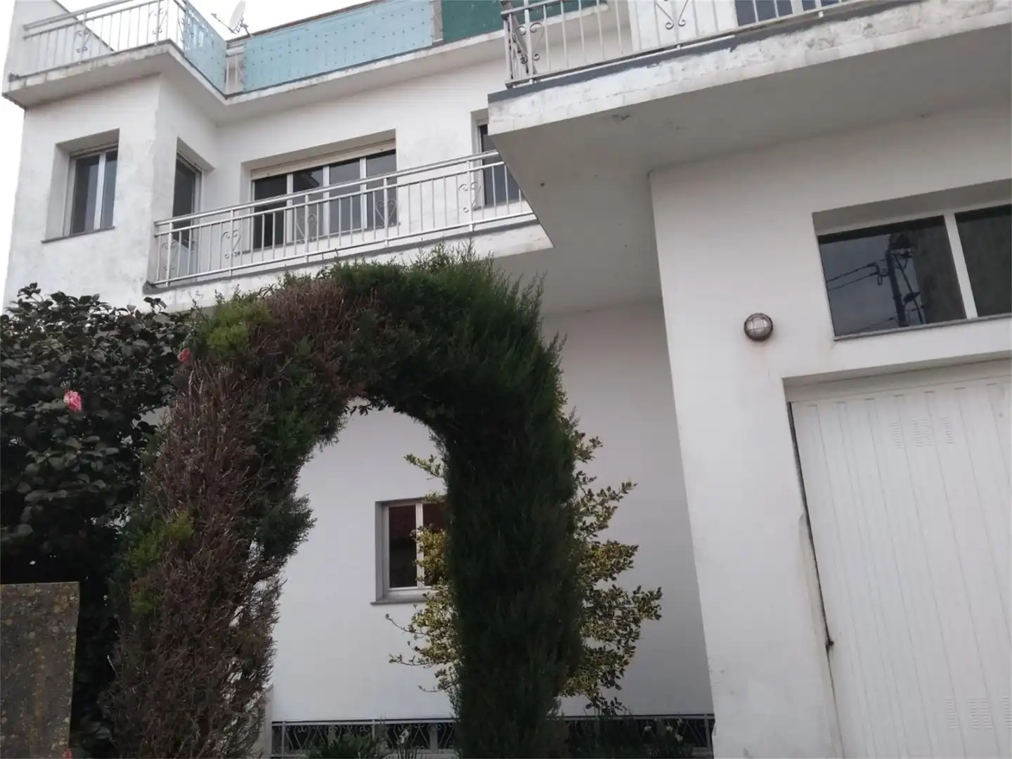 Casa o chalet en venta en Santa Uxía de Ribeira Vista exterior de Casa o chalet en venta en Ribeira con Calefacción, Jardín privado y Terraza