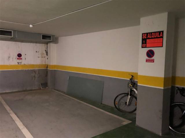 Garaje en Alquiler en Calle Marjaleta en Casco Urbano
