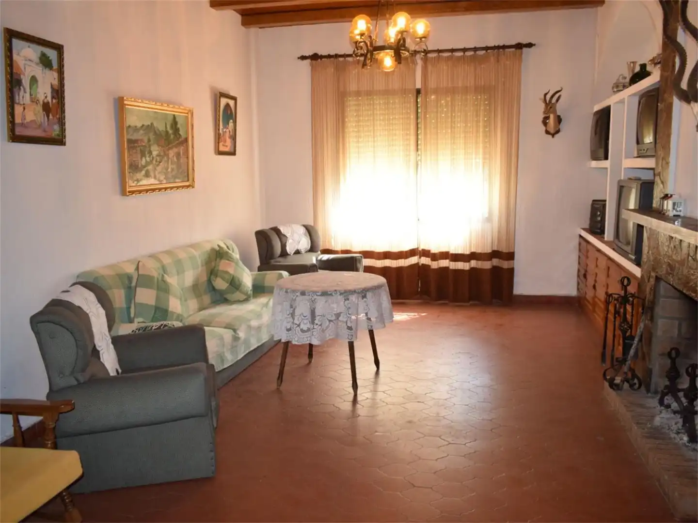 Sala d'estar de Casa o xalet en venda en Montemayor amb Aire condicionat, Calefacció i Jardí privat