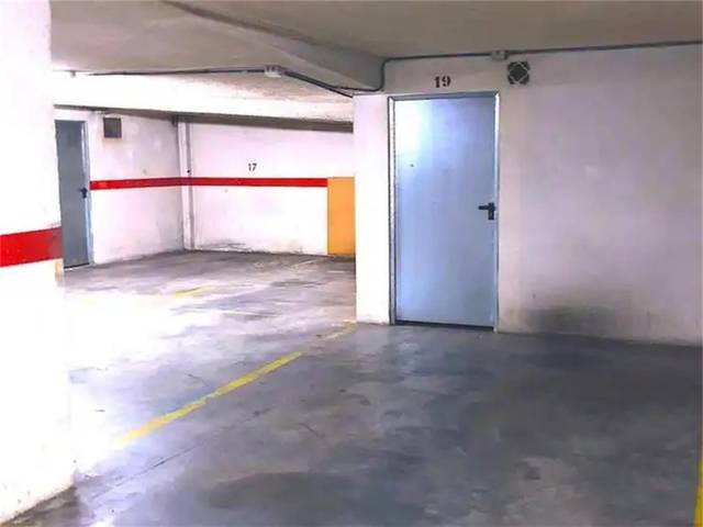 Garaje en Alquiler en Calle Doctor Sabater Fornés, 29 en Alaquàs