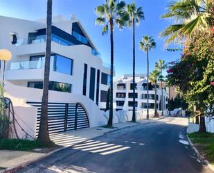 Exterior view of Apartment for sale in Marbella  with Air Conditioner and Terrace