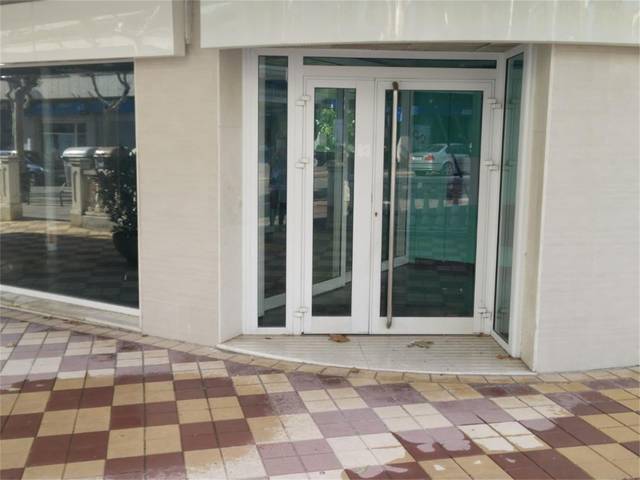 Local comercial en Alquiler en Passeig de la Sort, 34 en Centre
