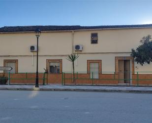 Exterior view of Single-family semi-detached for sale in Cazalilla