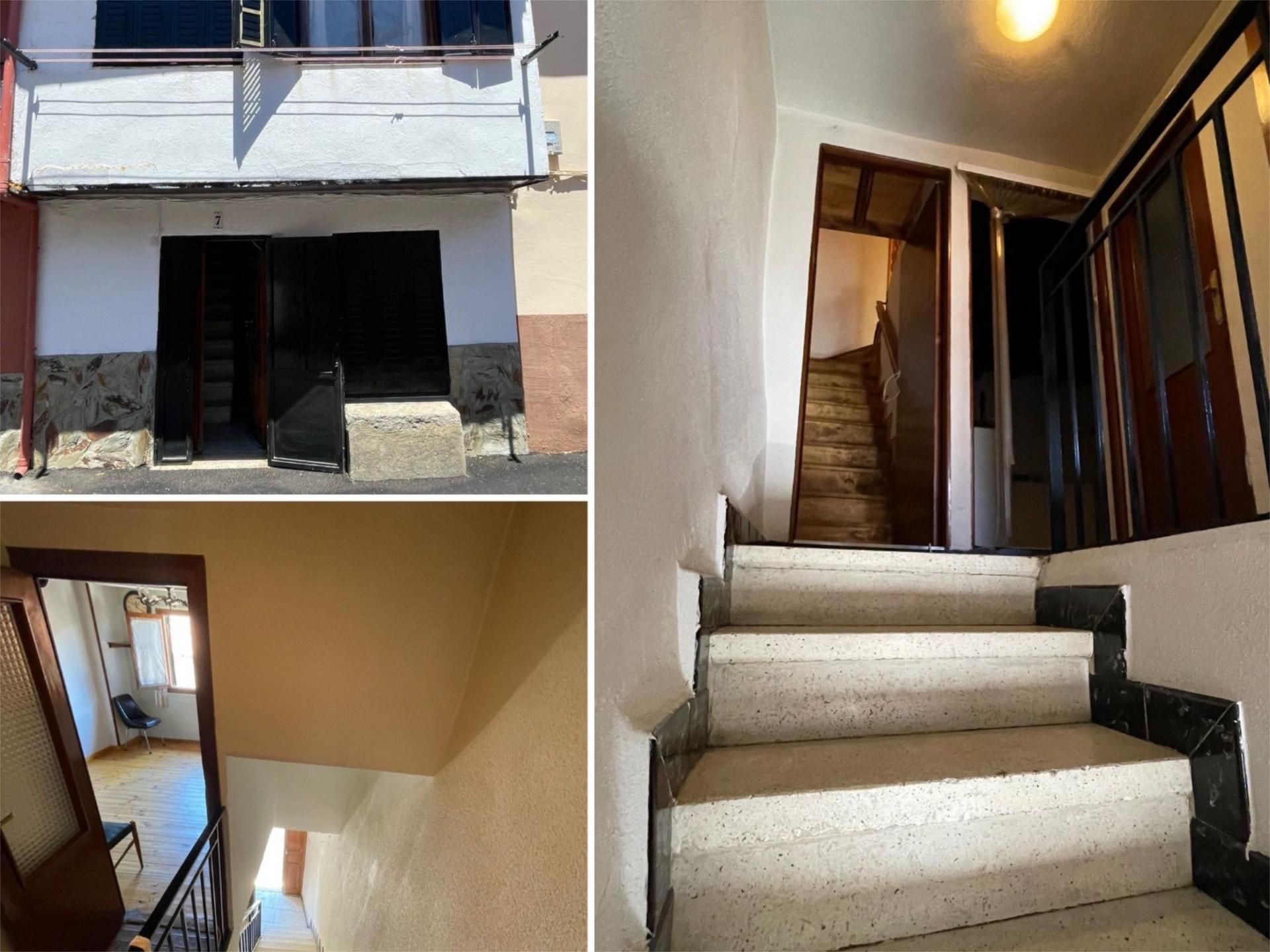 Exterior view of Single-family semi-detached for sale in Puerto Castilla  with Furnished and Washing machine