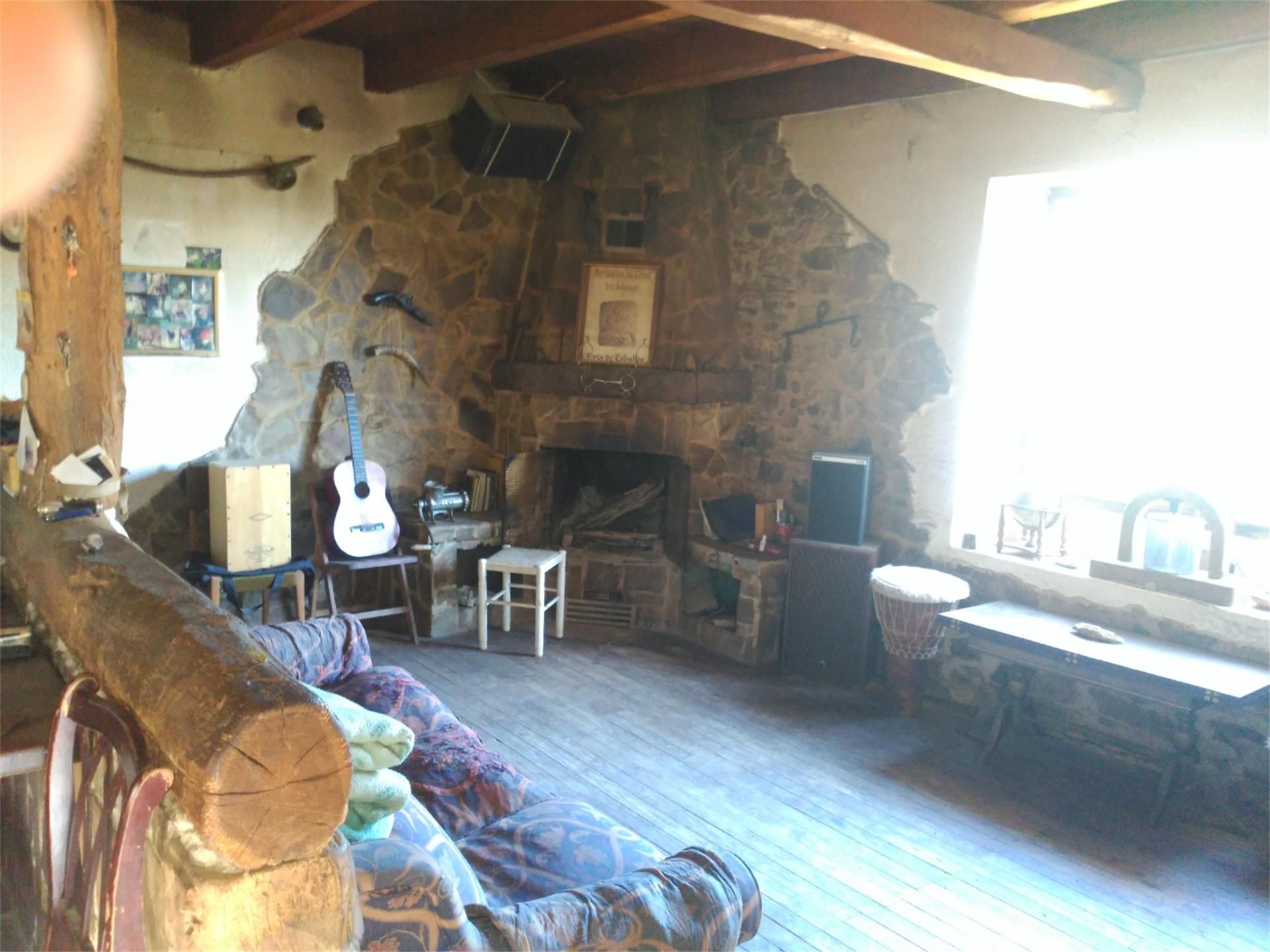 Sala d'estar de Finca rústica en venda en Santa Colomba de Somoza