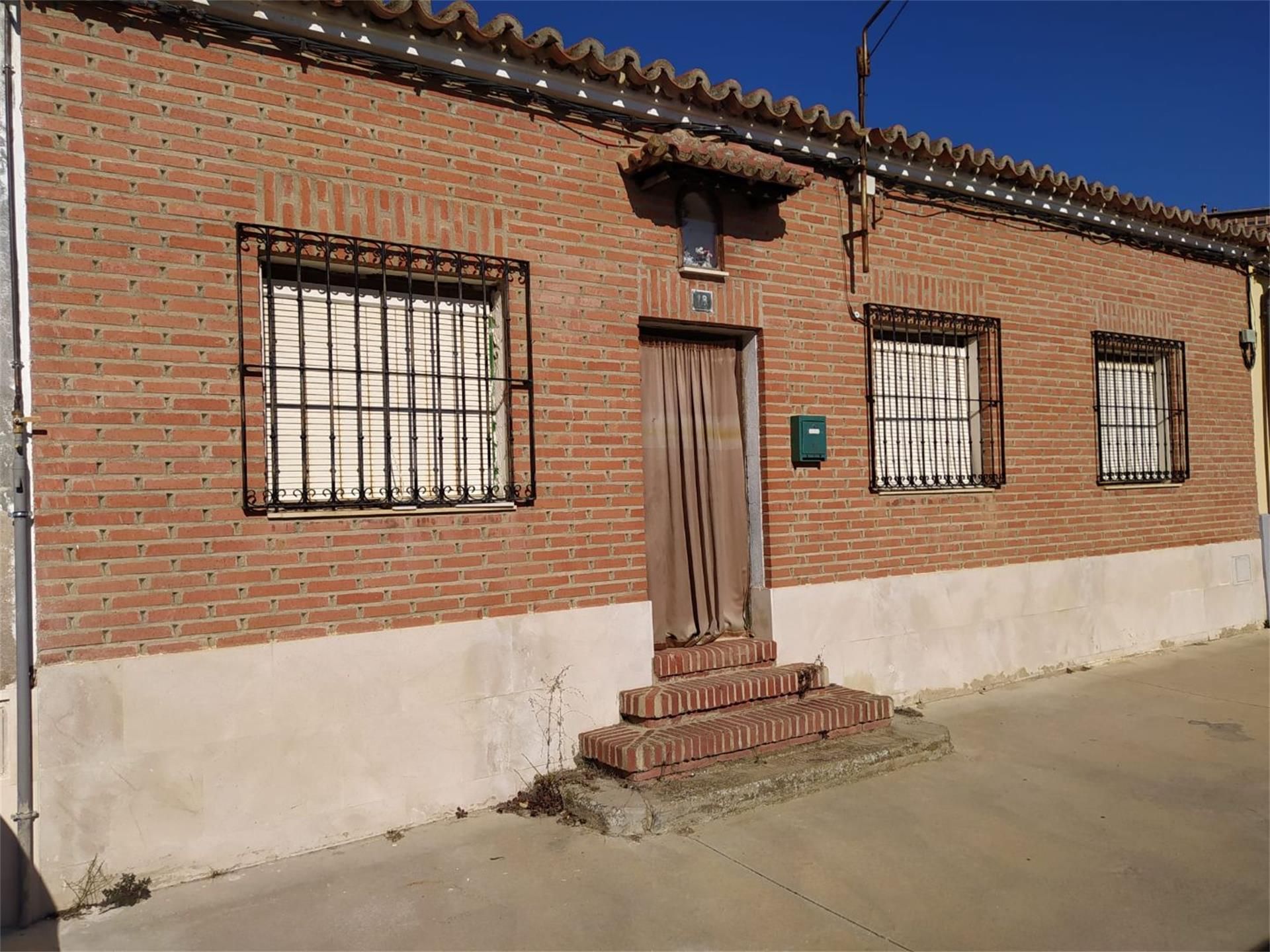 Casa adosada en venta en Paseo del Carmen, 18, Toro, Zamora | fotocasa