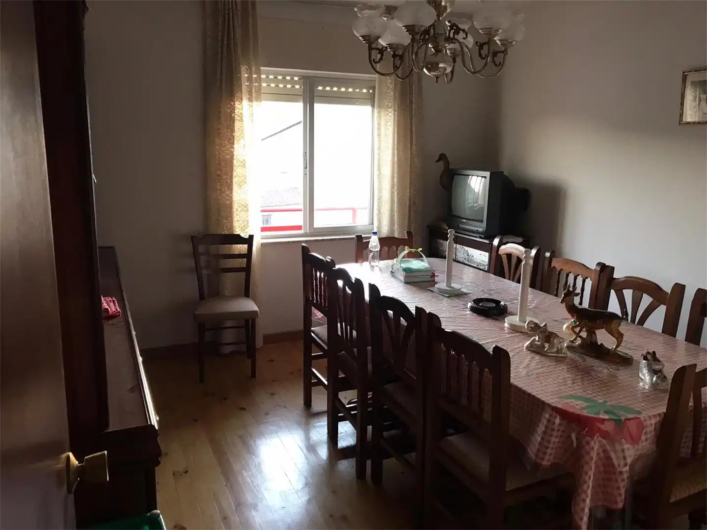 Country house zum Verkauf in Strasse Glesia de Quintanilla del Monte, ., Benavides Esszimmer von Country house zum Verkauf in Benavides mit Balkon