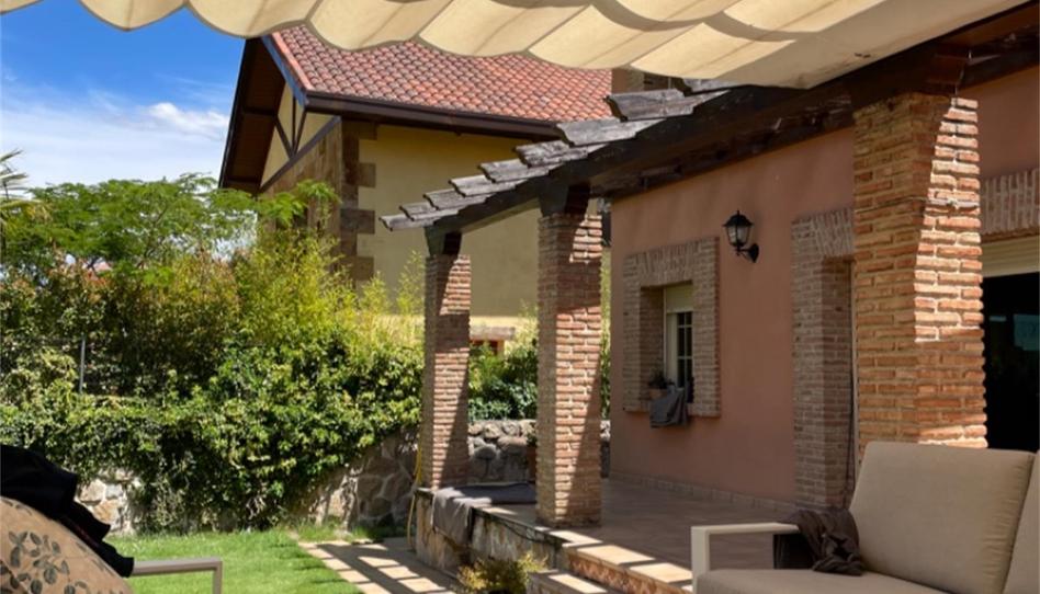 House or chalet for sale in Calle Rincón de la Pedriza, Manzanares El Real, Madrid - image 1 Photo 1 of House or chalet for sale in Calle Rincón de la Pedriza, Manzanares El Real, Madrid