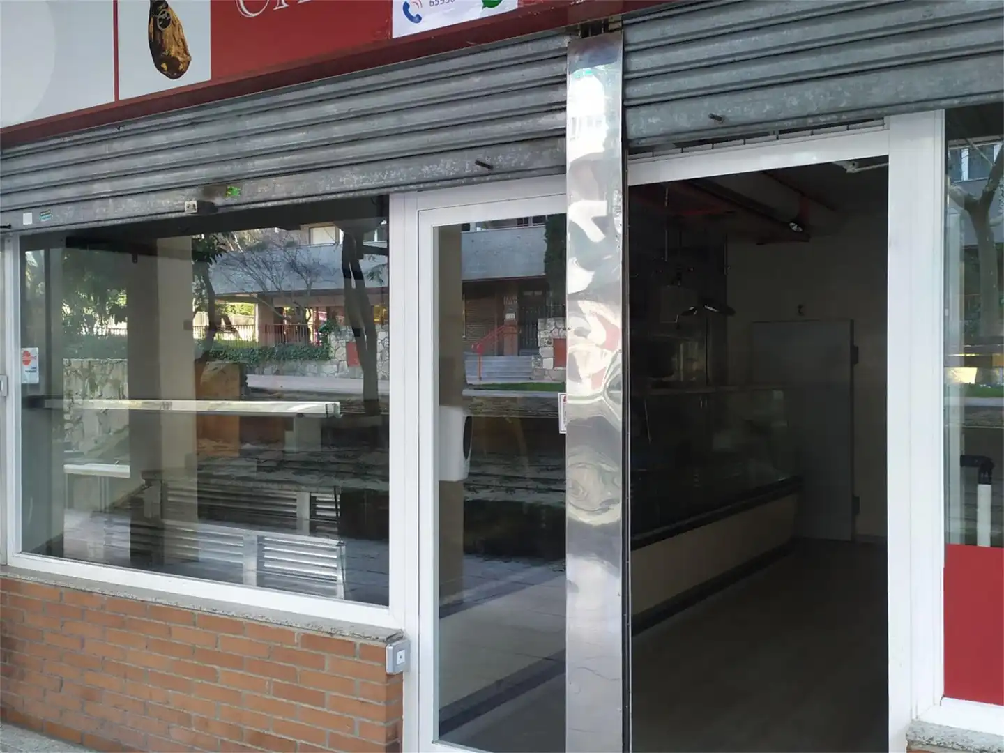 Geschaftsraum zur Miete in Avenida de Viñuelas, Segunda Fase Geschaftsraum zur Miete in Tres Cantos mit Klimaanlage und Heizung