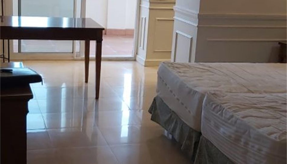 Apartamento en venta en Bulevar Alfonso Hohenlohe, Lomas de Marbella Club, Marbella - imagen 1 Foto 1 de Apartamento en venta en Bulevar Alfonso Hohenlohe, Lomas de Marbella Club, Marbella