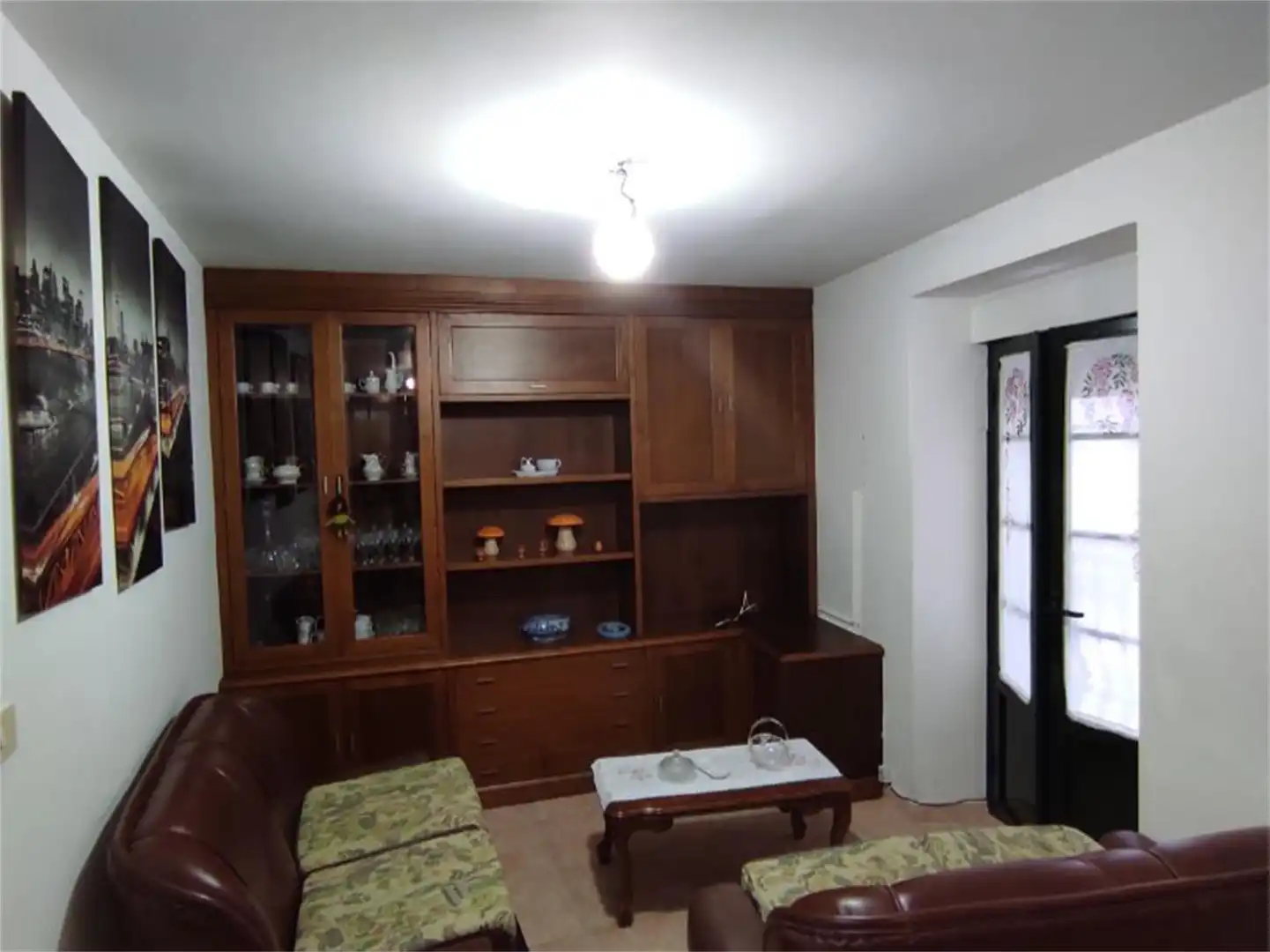 Sala d'estar de Pis en venda en Ribeira amb Terrassa, Traster i Moblat