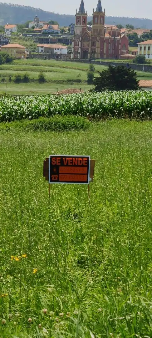 Nicht bebaubares Gelände zum Verkauf in Alfoz de Lloredo