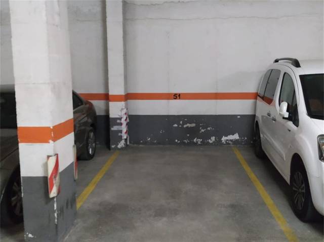 Garaje en Venta en Calle Antonio Muñoz Molina, 11 en Renfe - Bulevar 1ª y 2ª Fase