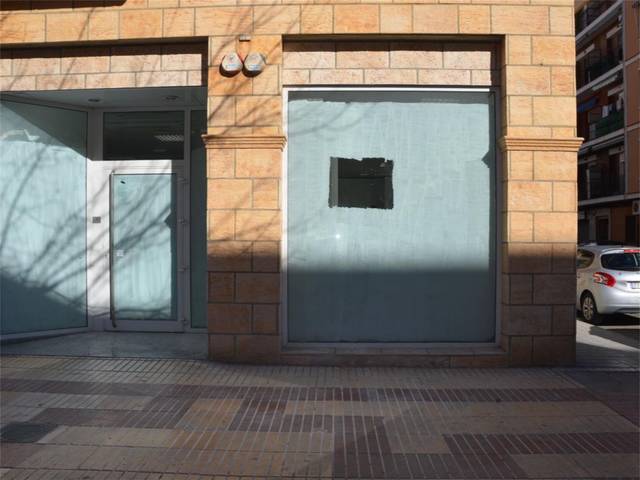 Local comercial en Alquiler en Avenida Santa María, 24 en Meliana