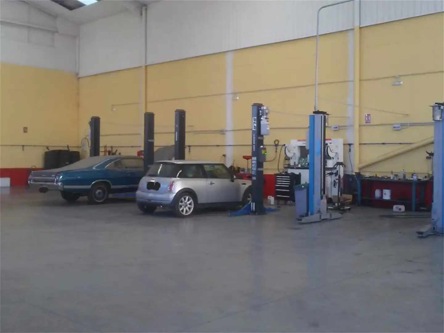 Nave industrial de alquiler en Calle Río Arevalillo, Hervencias Altas - El Pinar Parking de Nave industrial de alquiler en Ávila