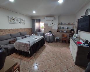 Living room of House or chalet for sale in  Sevilla Capital  with Air Conditioner