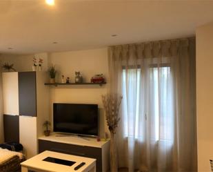 Living room of Flat for sale in Ermua  with Heating, Terrace and Furnished