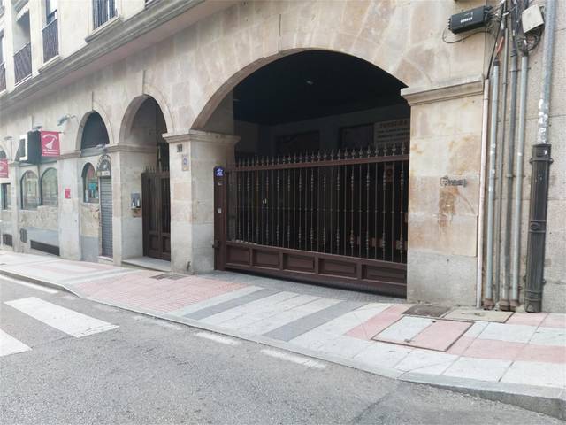 Garaje en Venta en Calle del Grillo en San Esteban - San Cristóbal