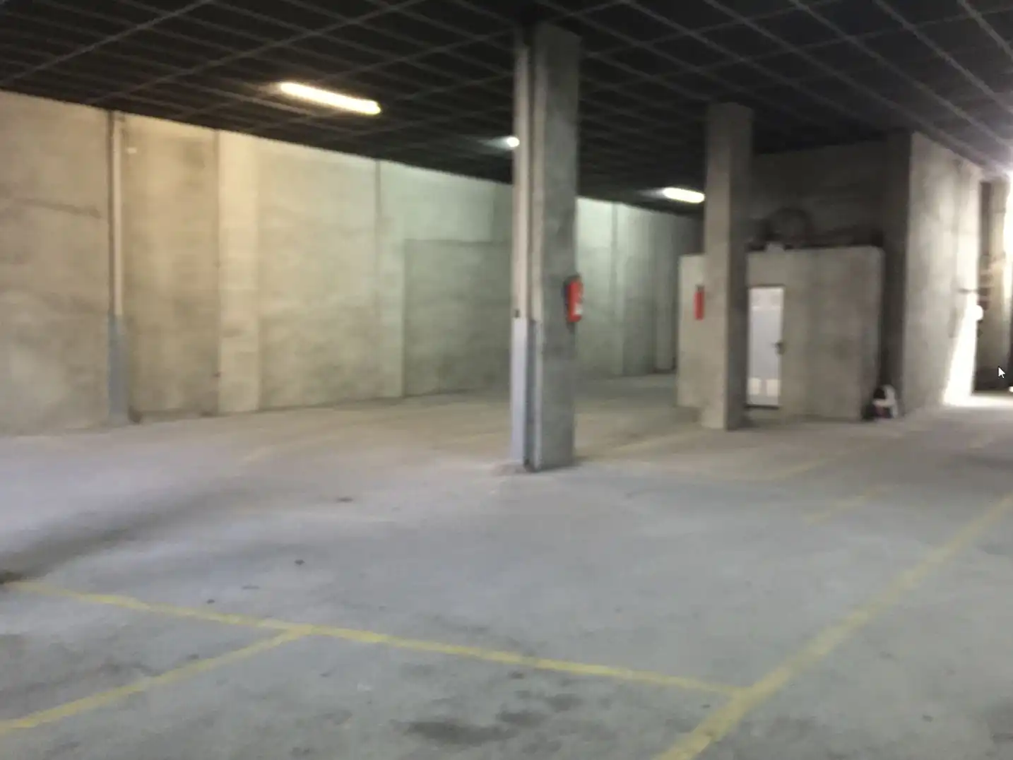 Nau industrial en venda a Camiño de Pipín, 32, A Piriganlla - Albeiros - Garabolos Aparcament de Nau industrial en venda en Lugo
