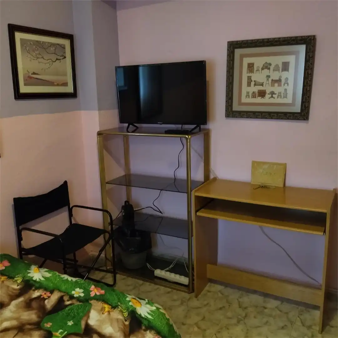 Room in Calle del Río Nervión, 49, Pueblo Nuevo Room in Calle del Río Nervión, 49, Pueblo Nuevo