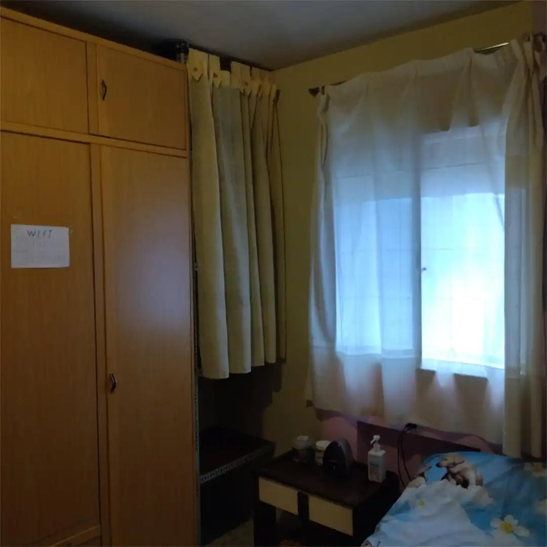 Room in Calle del Río Nervión, 49, Pueblo Nuevo Room in Calle del Río Nervión, 49, Pueblo Nuevo