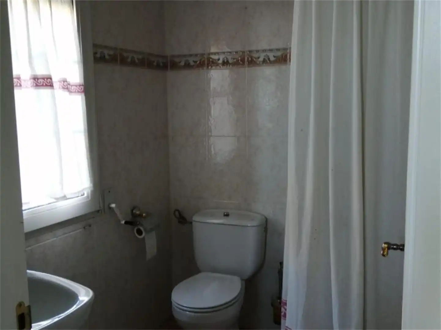 Wohnung zum Verkauf in Calle Mayor, 50, Villacañas Badezimmer von Wohnung zum Verkauf in Villacañas mit Klimaanlage, Terrasse und Balkon