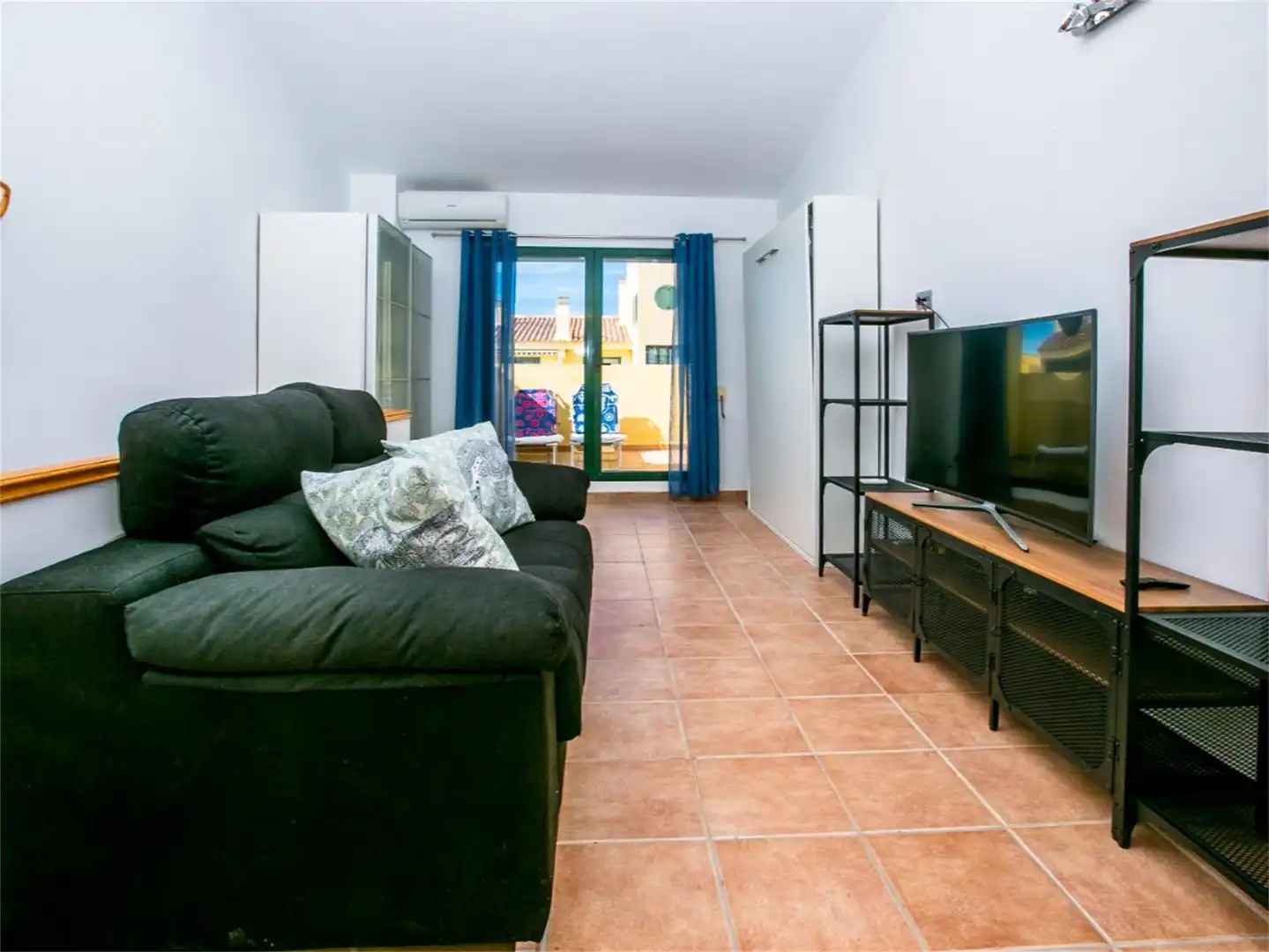 Detached homes for sale in Calle Atenas, Montañar - El Arenal Living room of Detached homes for sale in Jávea / Xàbia with Air Conditioner and Terrace