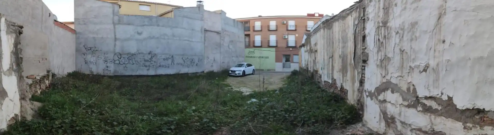 Grundstücke zum Verkauf in La Puebla de Montalbán