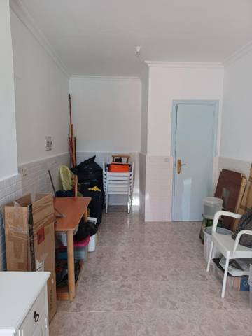 Local comercial en Alquiler en Calle Rafael Cansinos Assens, 3 en Cruz Roja