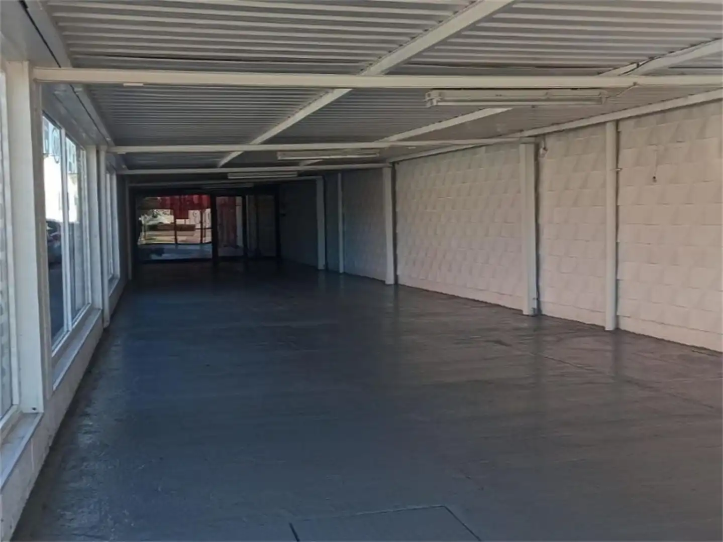Nave industrial en venta en N-122, Pilaríca - Los Santos Nave industrial en venta en Valladolid