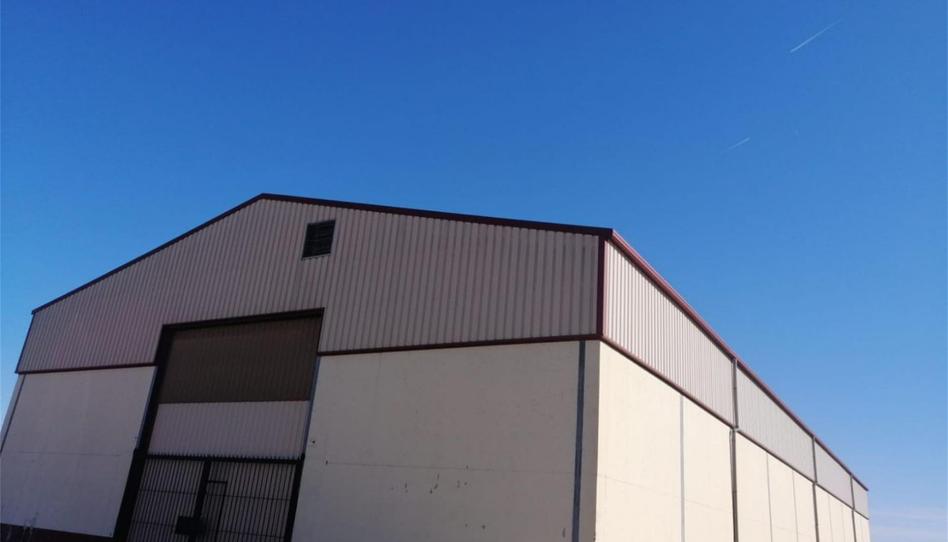 Industrial buildings to rent in Carretera de León, Allende el Río, Palencia - image 1 Photo 1 of Industrial buildings to rent in Carretera de León, Allende el Río, Palencia