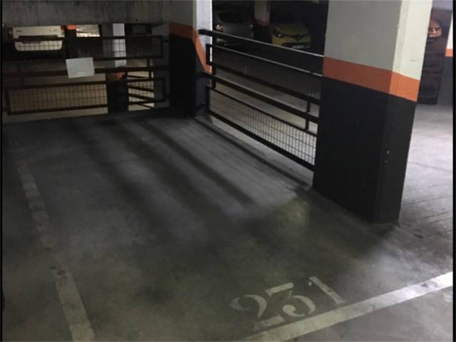 Garaje en Venta en Calle de la Virgen del Val, 2 en Concepción