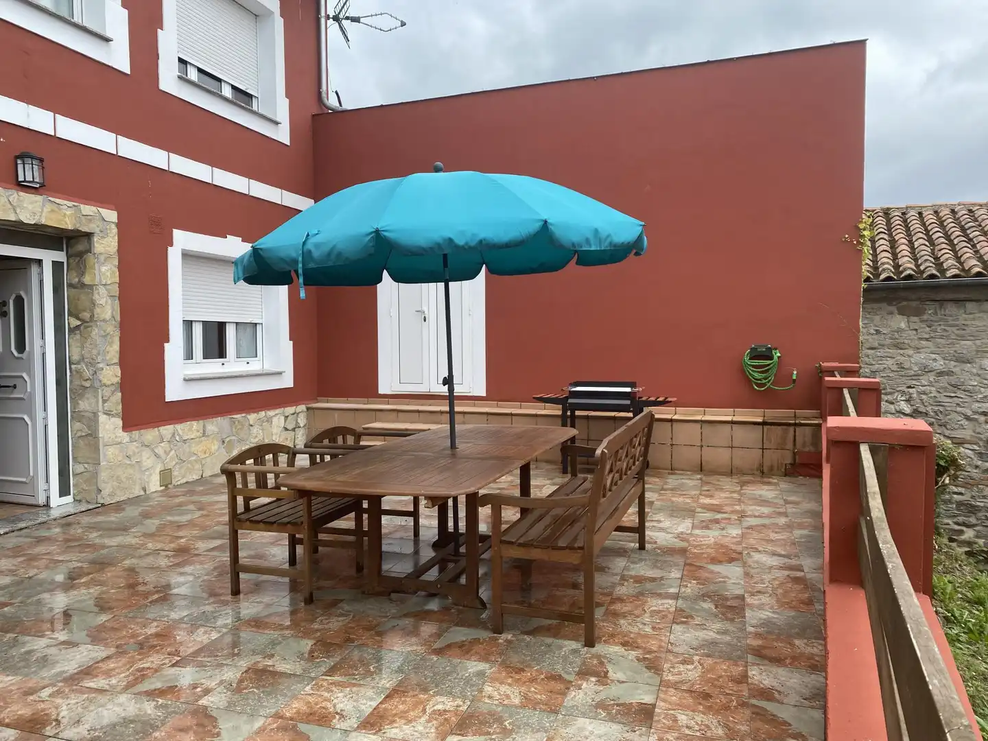 Casa o chalet en venta en Barrio Priesca, Parroquias surorientales Terraza de Casa o chalet en venta en Villaviciosa con Calefacción, Jardín privado y Parquet