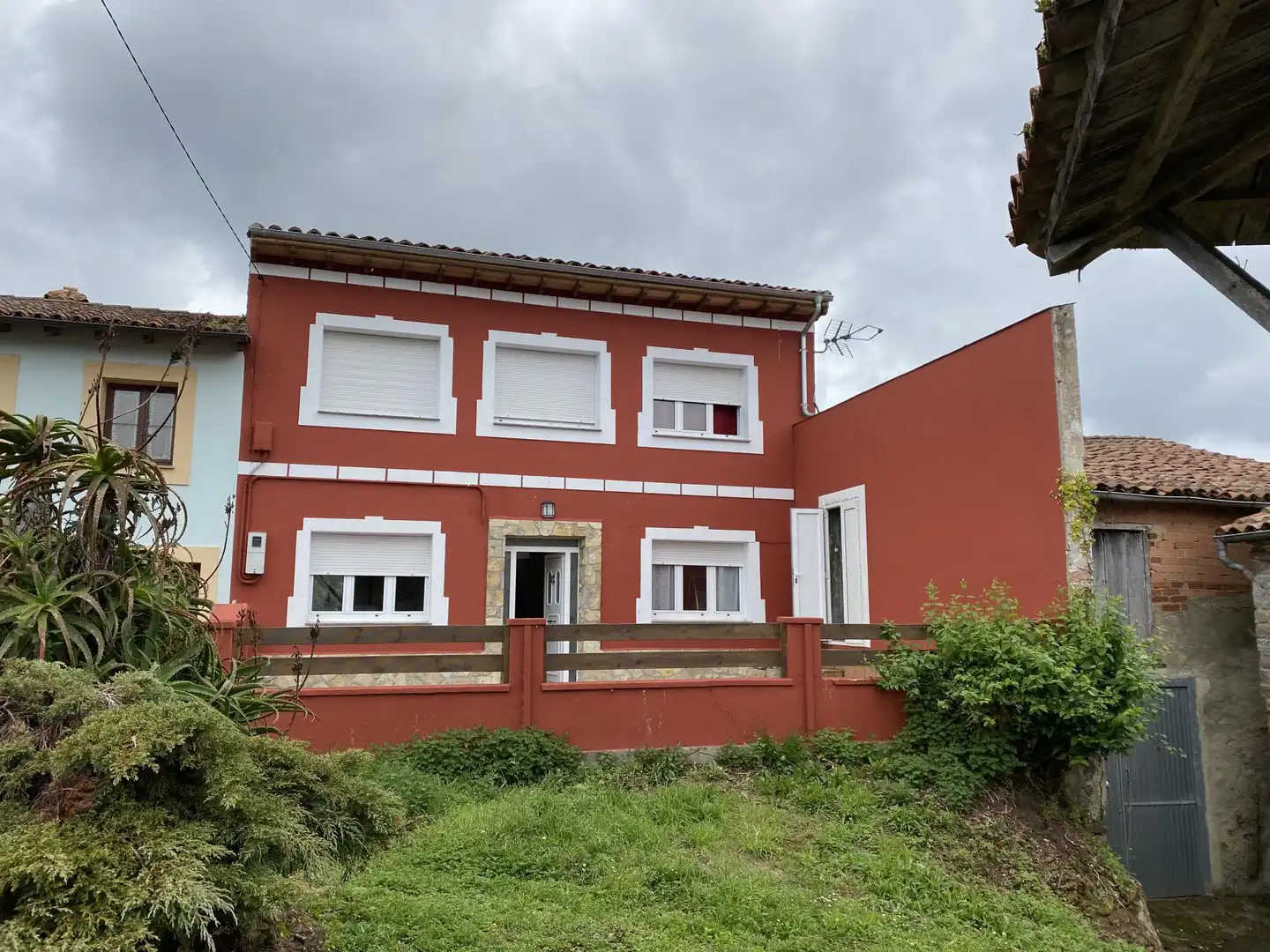 Casa o chalet en venta en Barrio Priesca, Parroquias surorientales Vista exterior de Casa o chalet en venta en Villaviciosa con Calefacción, Jardín privado y Parquet