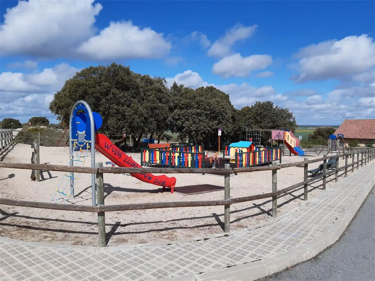 Exterior view of Constructible Land for sale in Zarzuela del Monte