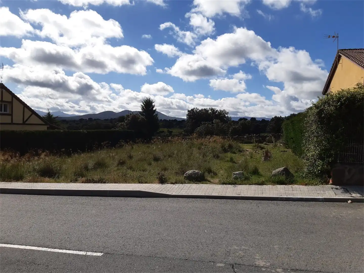 Constructible Land for sale in Zarzuela del Monte