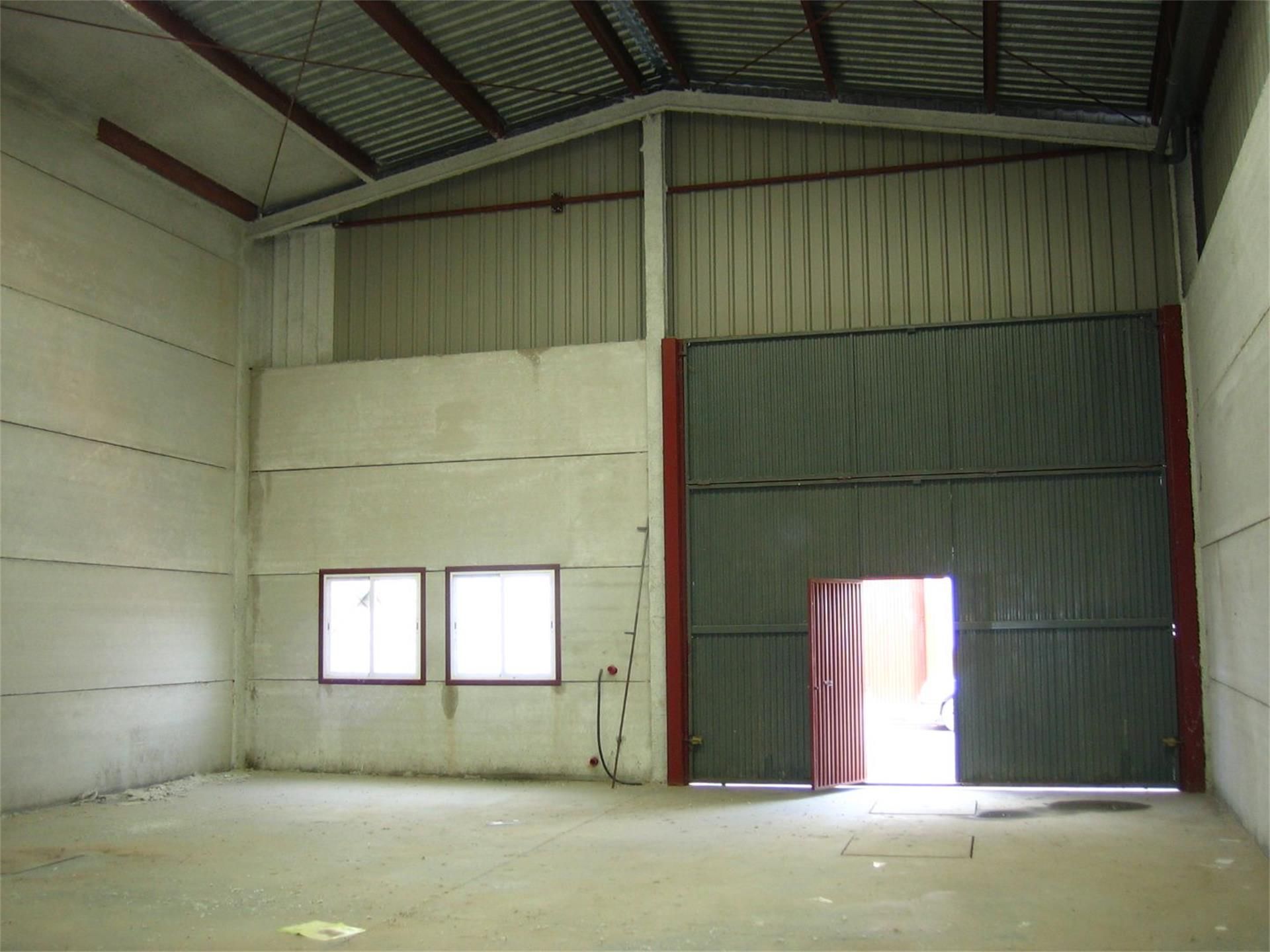 Nau industrial en venda en Alcalá del Río