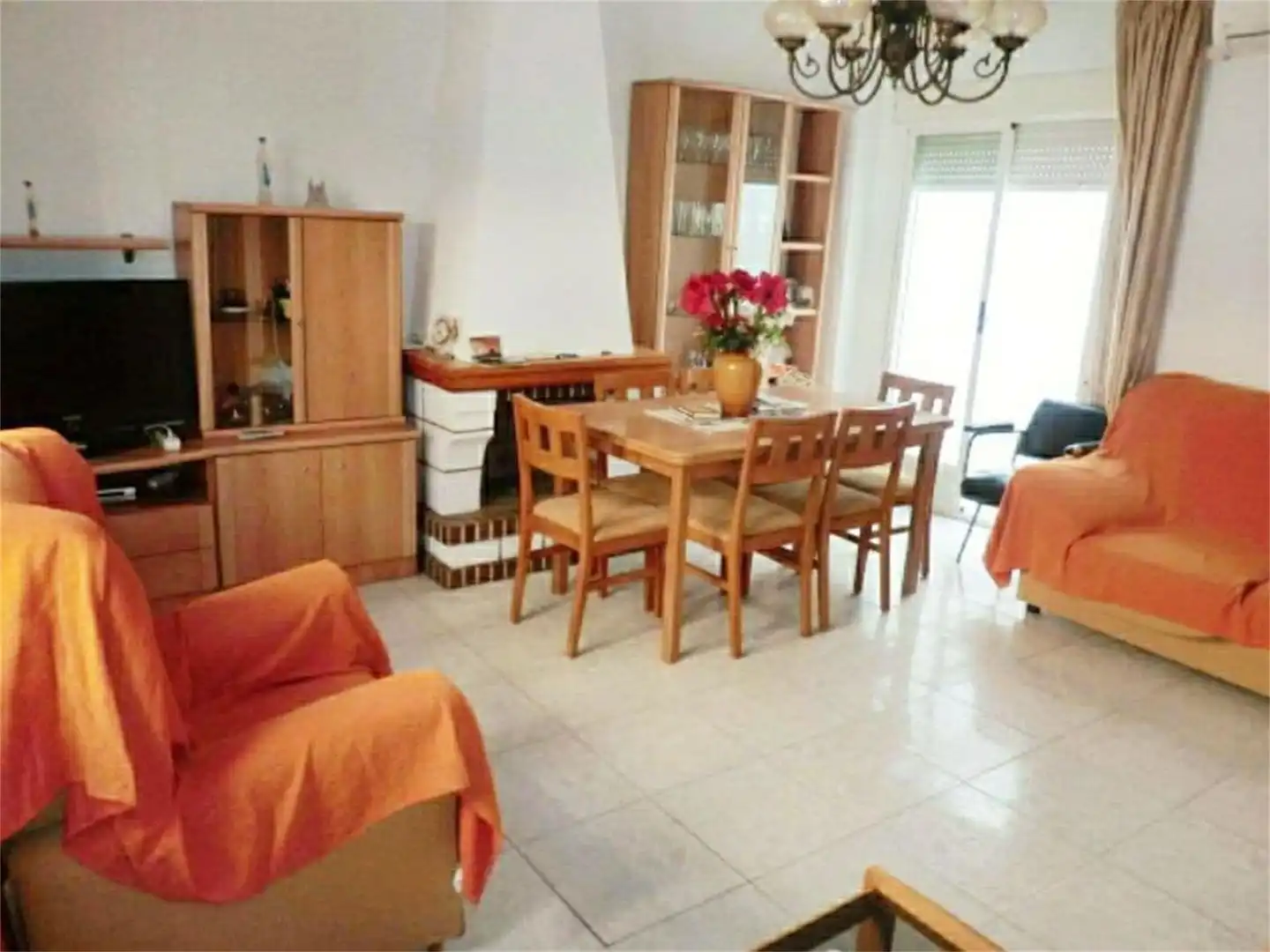 Planta baja en venta en Calle Manuel Birlanga, Almoradí Comedor de Planta baja en venta en Almoradí con Aire acondicionado, Calefacción y Amueblado