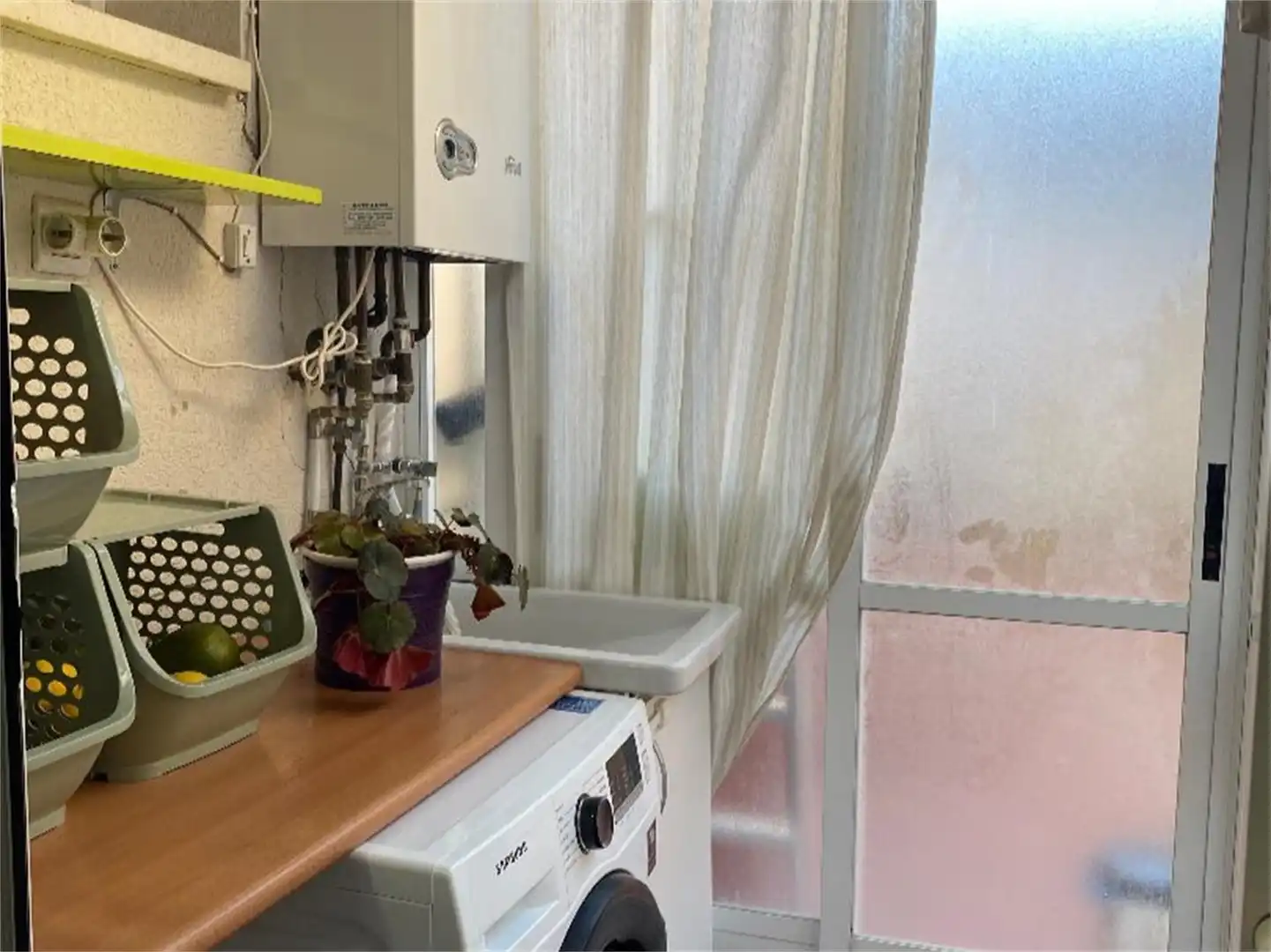 Ground floor for sale in Calle Pozo de la Parra, Arroyo de la Luz Kitchen of Ground floor for sale in Arroyo de la Luz with Air Conditioner, Heating and Terrace