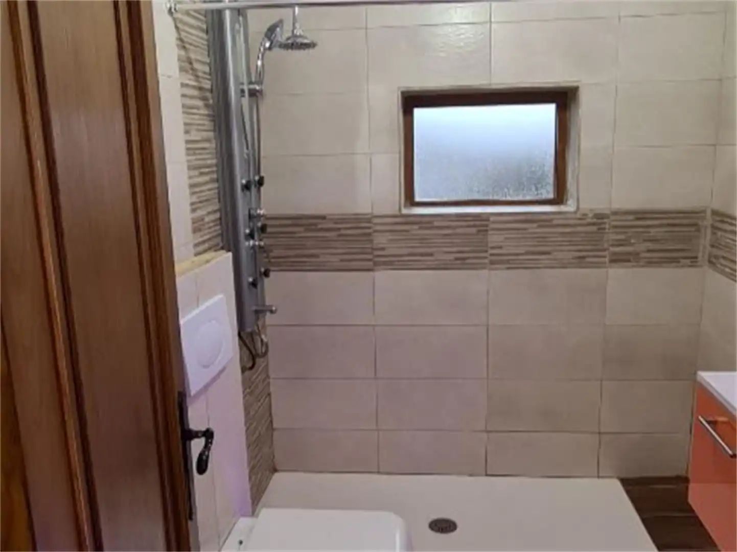 Bathroom of Ground floor for sale in Castro Caldelas  with Heating, Private garden and Parquet flooring