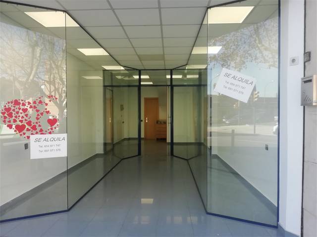 Local comercial en Alquiler en Avinguda Generalitat, 39 en Abrera