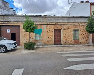 Vista exterior de Casa adosada en venda en Valle de Santa Ana amb Jardí privat, Terrassa i Traster