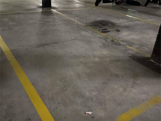 Garaje en Venta en Calle Emilio González López en Los Rosales