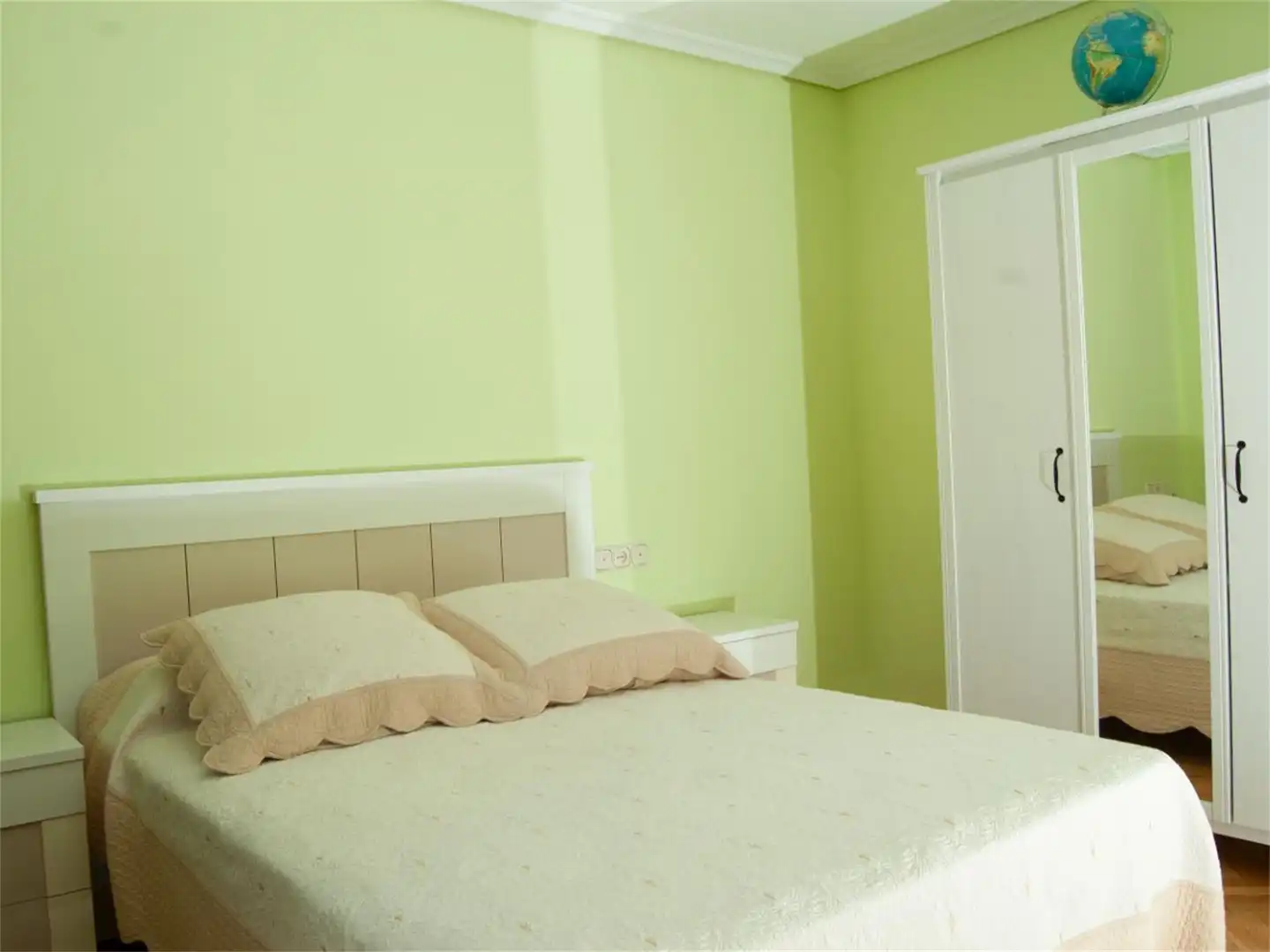Wohnung zum Verkauf in Calle Fruela, 4, Laviana Schlafzimmer von Wohnung zum Verkauf in Laviana mit Heizung, Parkett und Abstellraum