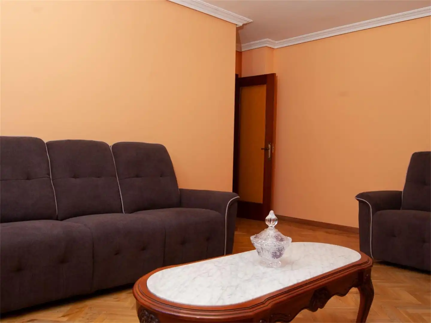 Wohnung zum Verkauf in Calle Fruela, 4, Laviana Wohnzimmer von Wohnung zum Verkauf in Laviana mit Heizung, Parkett und Abstellraum