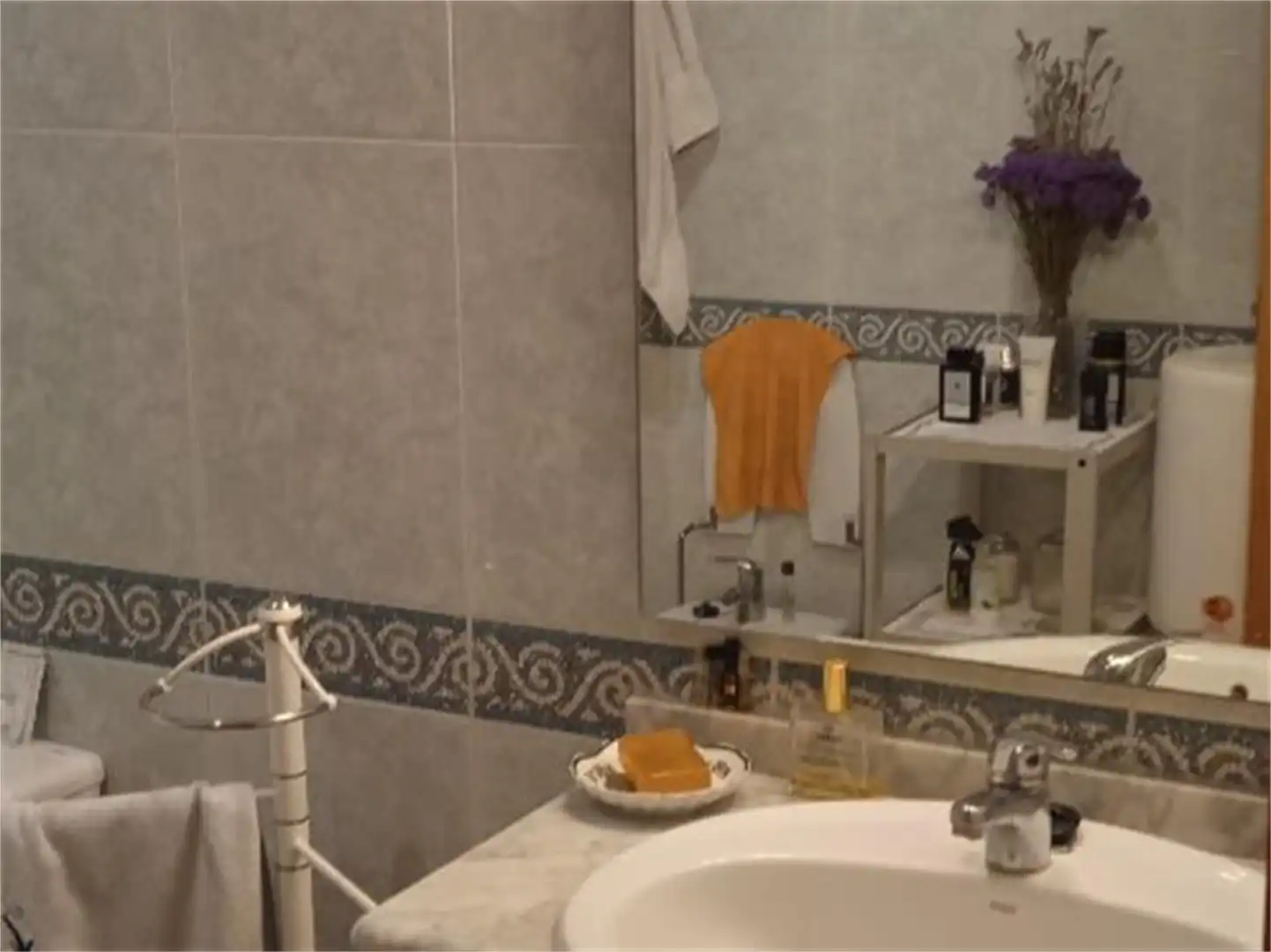 Baño de Casa adosada en venta en Les Coves de Vinromà con Jardín privado, Amueblado y Horno