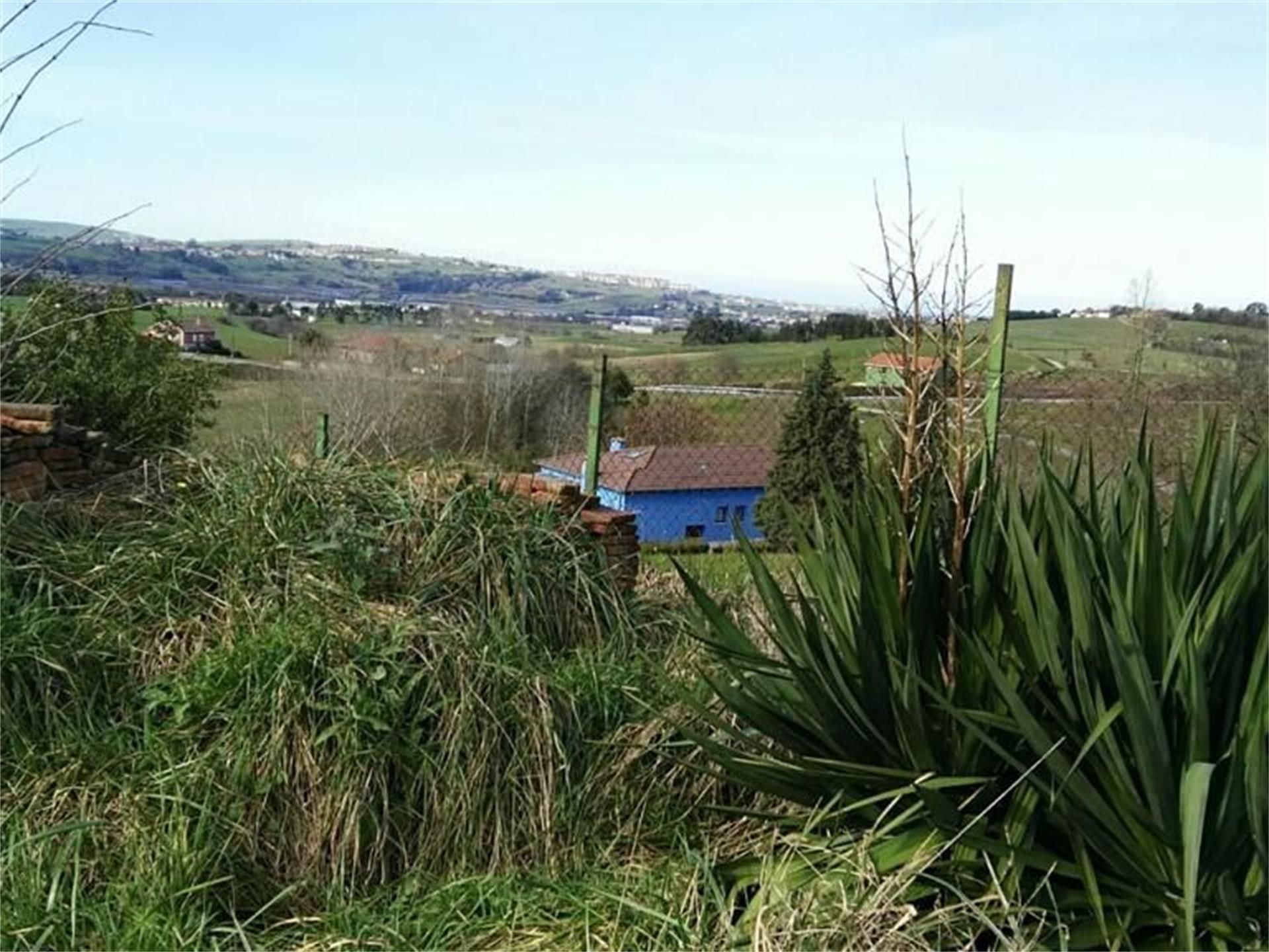 Casa adosada en venda a Barrio Rumoroso, Polanco Vista exterior de Casa adosada en venda en Polanco