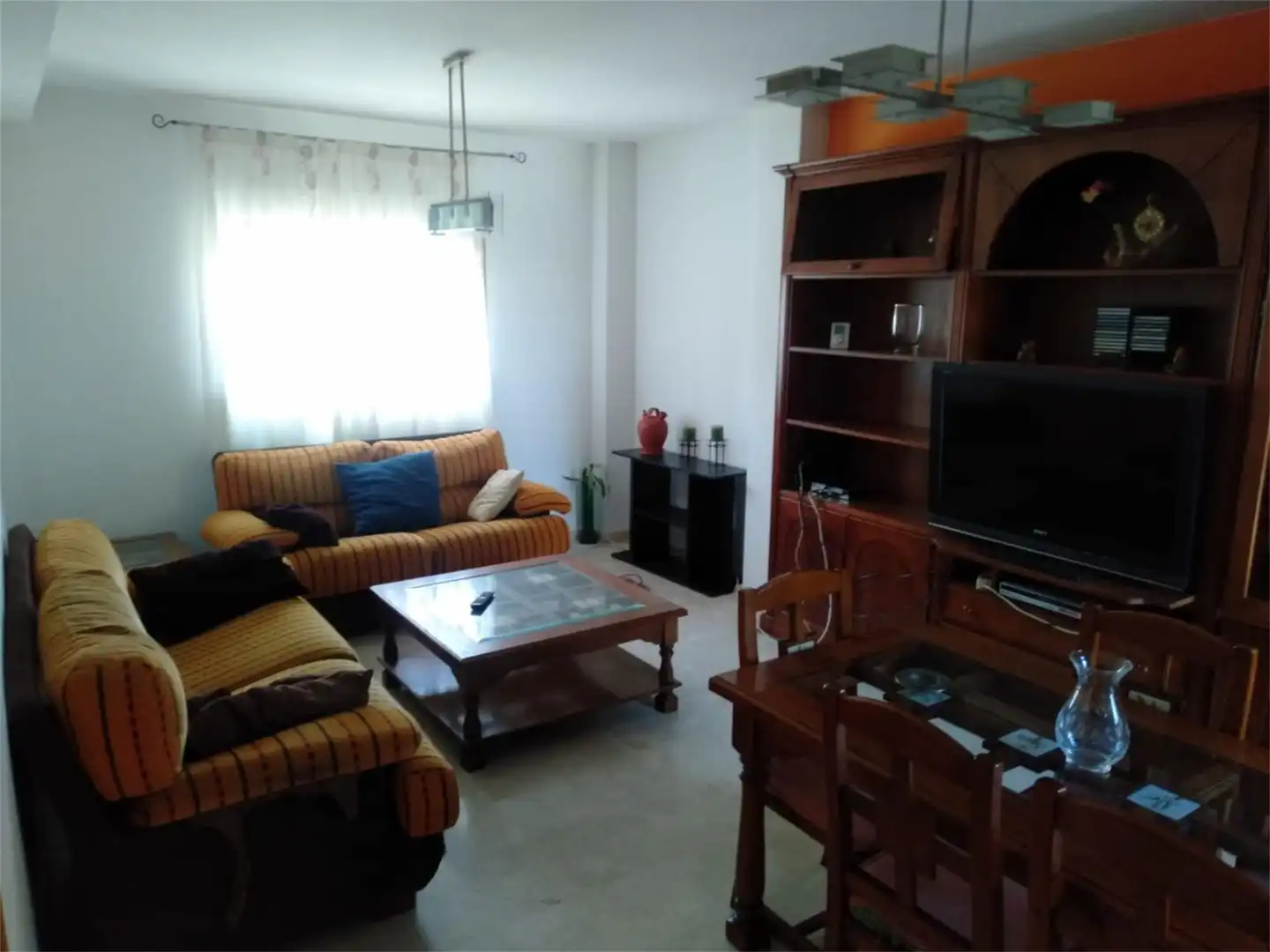 Casa o chalet en venta en Calle Urano, Ogíjares Sala de estar de Casa o chalet en venta en Ogíjares con Aire acondicionado, Terraza y Piscina