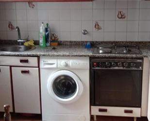 Kitchen of Flat for sale in  Logroño