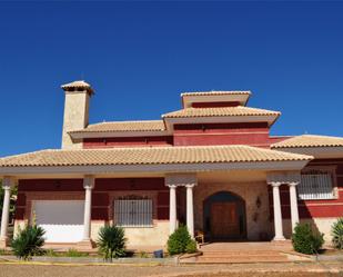 Exterior view of Country house for sale in Villamayor de Calatrava  with Terrace, Swimming Pool and Balcony